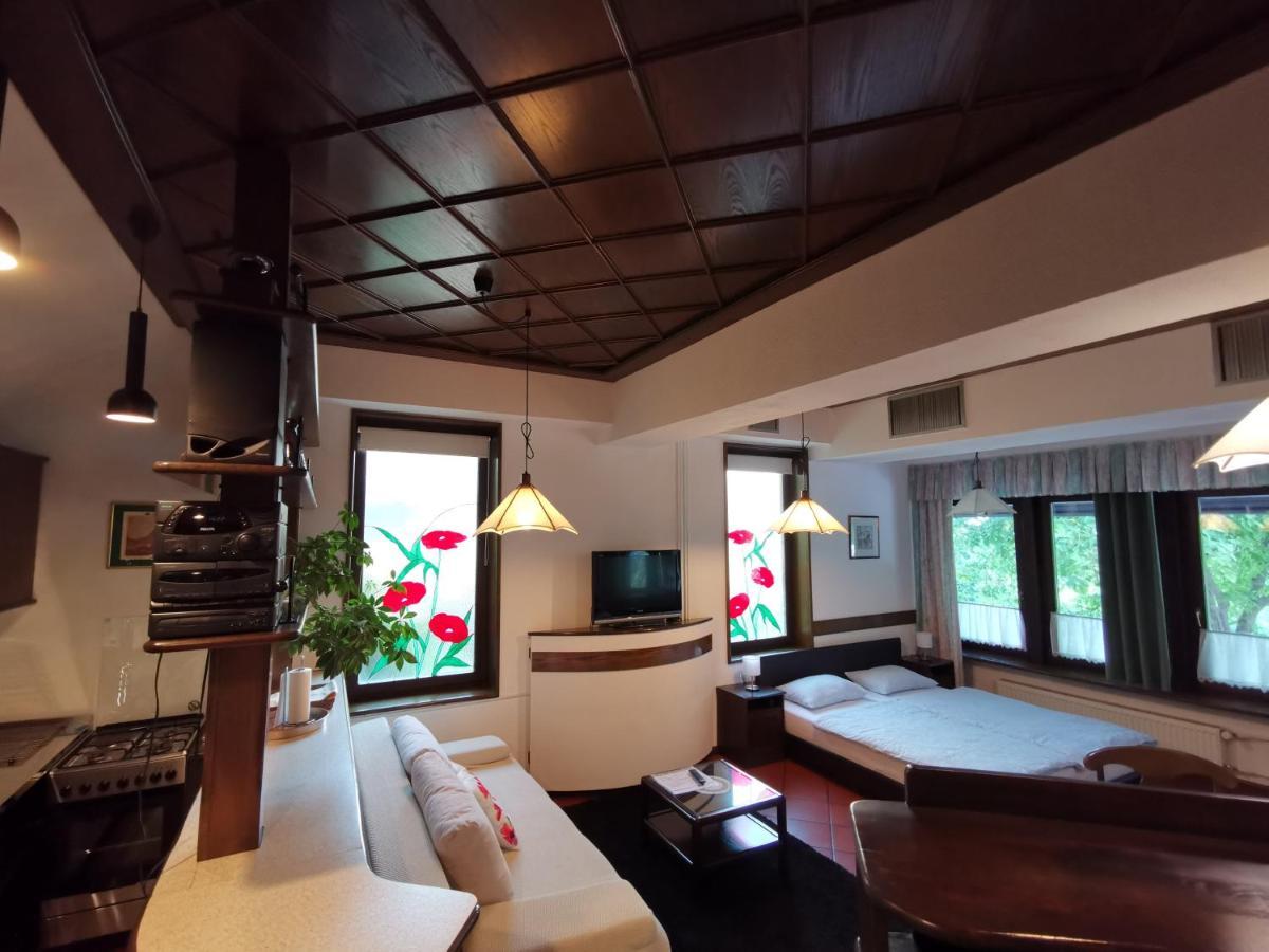 Apartmaji Mak Jesenice Exterior photo