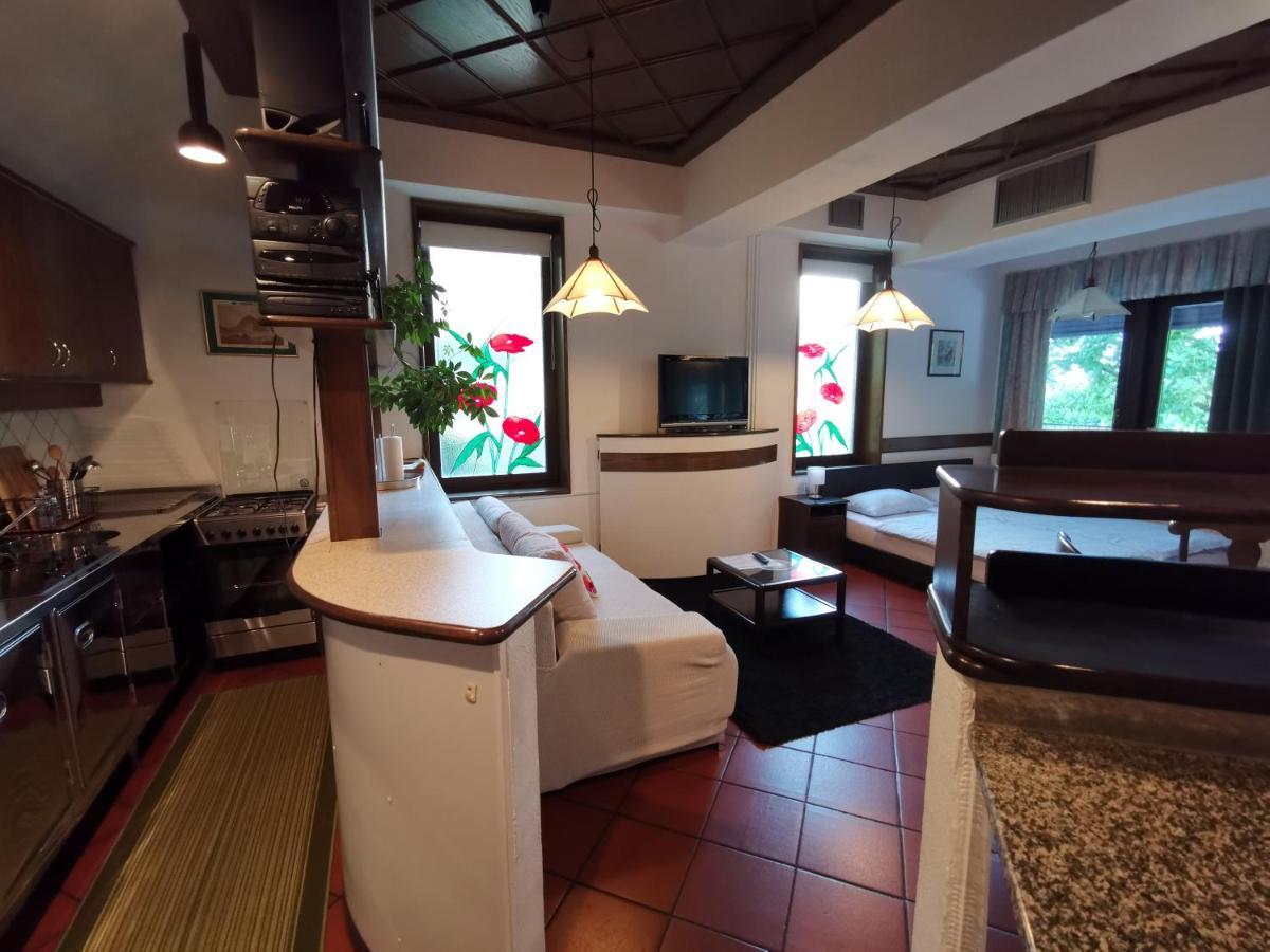 Apartmaji Mak Jesenice Exterior photo